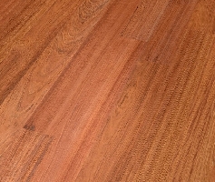 Parquet flotante de madera